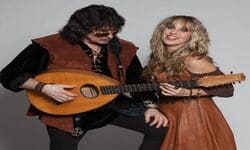 Blackmore's Night - Letras y Acordes de las canciones más populares de los artistas del momento